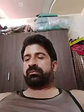 Show modela XxX_KING30 na web-kameri