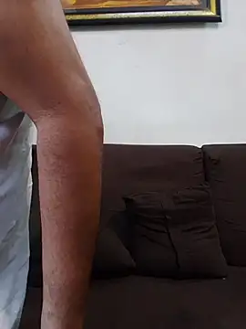 Show modela XxX_KING30 na web-kameri