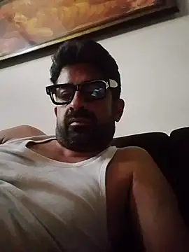 Pokazy przed kamerką – XxX_KING30