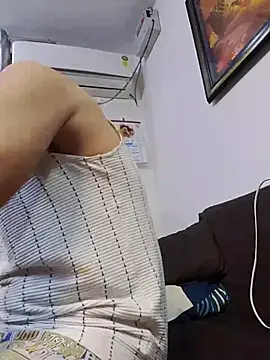 XxX_KING30's Webcam Show