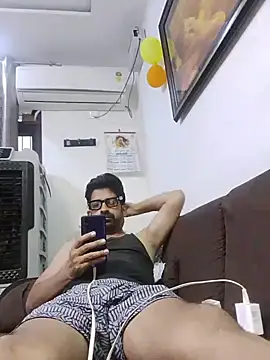 צ'אט XXX בשידור חי של XxX_KING30