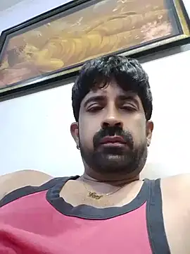 Show modela XxX_KING30 na web-kameri