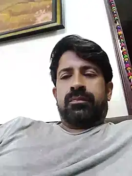 Show modela XxX_KING30 na web-kameri