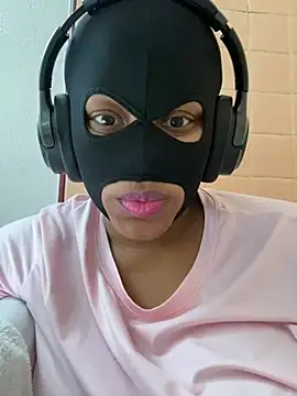 Show modela MariVXXX na web-kameri