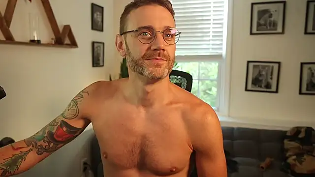 BradBronton webcam show