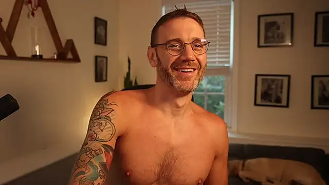 BradBronton Show in webcam