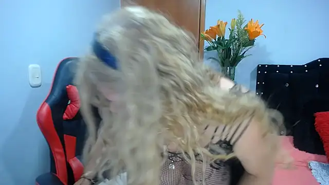 Ursulawhite69 Chat XXX in diretta