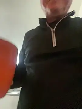 boilinghot123 Show Webcam