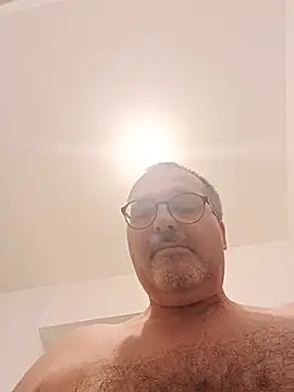 הופעת וובקאם של mike9473