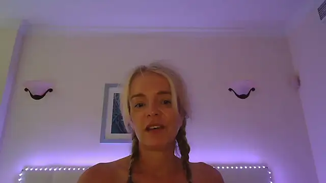 LadyMissNipsnLipsn Webbikameraesitys