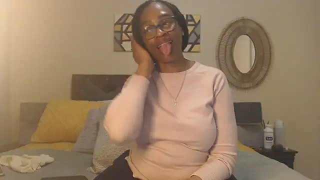 Webkamerová show Creamyass22