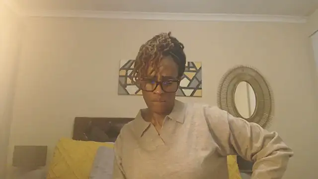 Creamyass22's Webcam Show