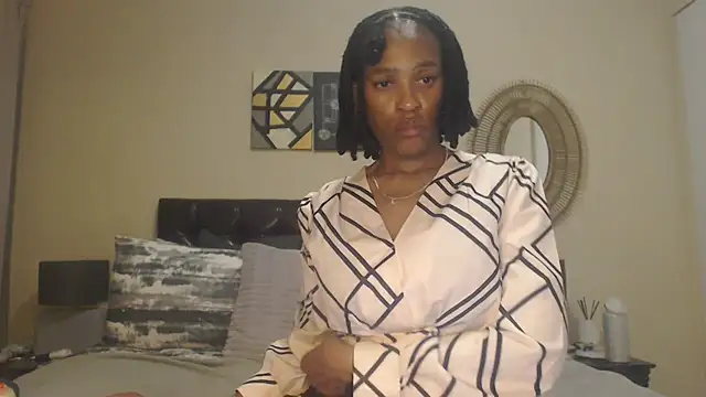 Creamyass22's Webcam Show
