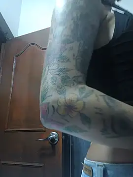 LunaZambrano Adlı Modelin Canlı XXX Sohbeti