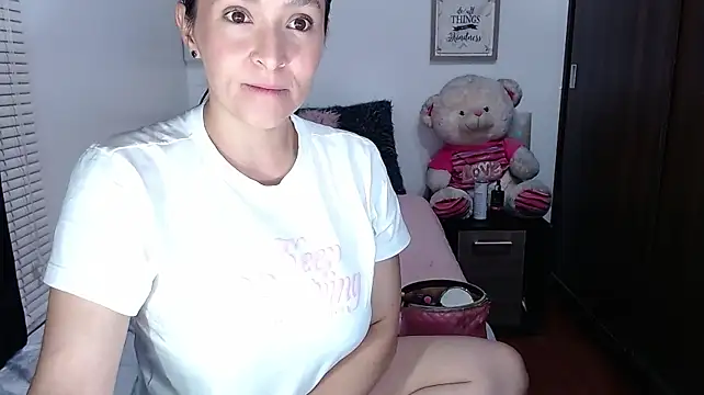Minndy_'s Live XXX Chat
