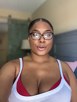 CandyLuxxxx's Webcam Show