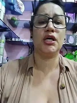 Živý XXX chat keilymadam