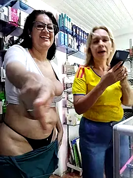keilymadam Show in webcam