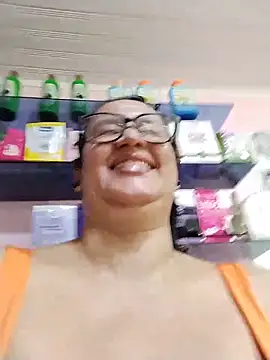 Show de keilymadam na webcam