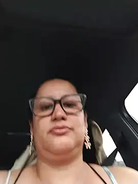 צ'אט XXX בשידור חי של keilymadam
