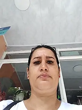 keilymadam webcam show