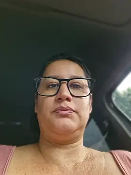 keilymadam webcam show
