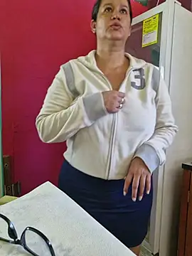 keilymadam Chat XXX in diretta