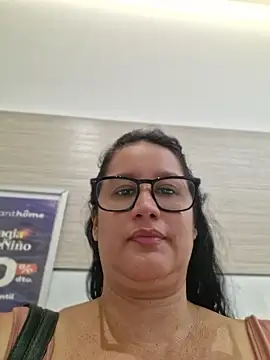 keilymadam Show in webcam