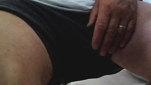 scorvierge@xh Show in webcam