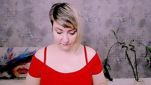 Djullia's Live XXX Chat
