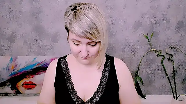 Djullia Adlı Modelin Canlı XXX Sohbeti