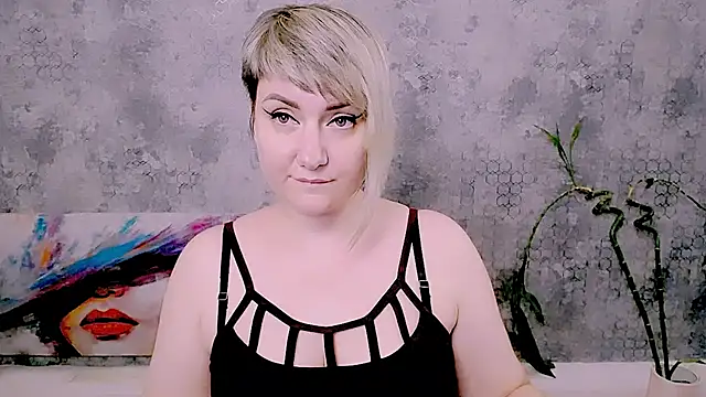 Djullia's Live XXX Chat