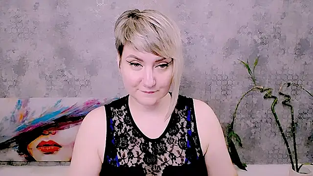 Chat +18 de Djullia ao vivo