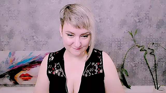 Djullia Adlı Modelin Canlı XXX Sohbeti