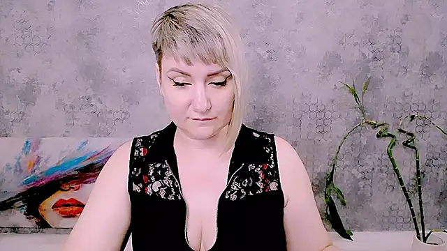 צ'אט XXX בשידור חי של Djullia