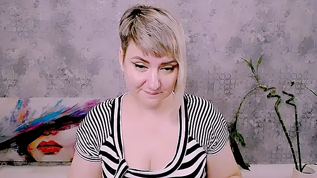 Chat XXX en directo de Djullia