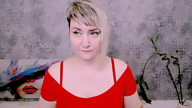 Djullia Live XXX-chat