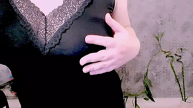Djullia Chat XXX live
