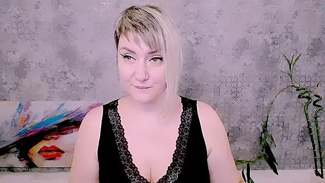 Djullia's Live XXX Chat