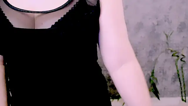 Djullia 라이브 XXX 채팅