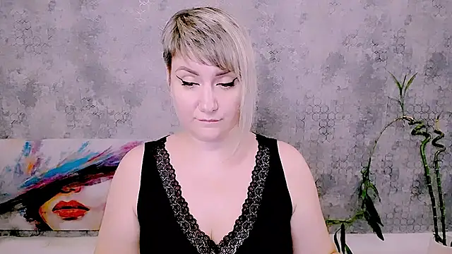 Chat +18 de Djullia ao vivo