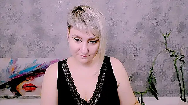 Chatroom XXX en direct de Djullia
