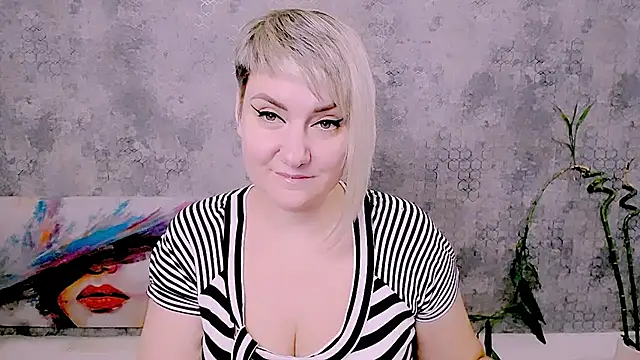 Chatroom XXX en direct de Djullia
