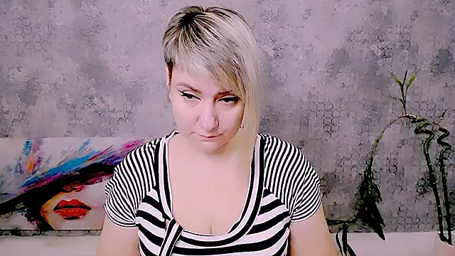 Czat XXX na żywo – Djullia