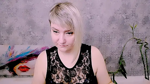Djullia Chat XXX live