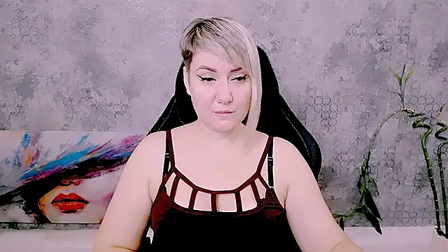 Djullia's Live XXX Chat