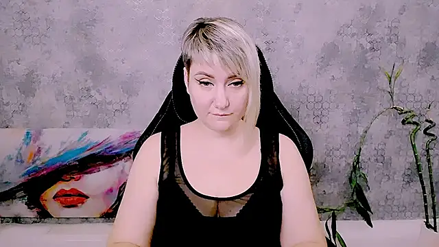Djullia Live XXX Chat