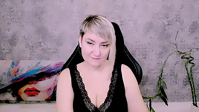 Djullia – Live XXX-chat