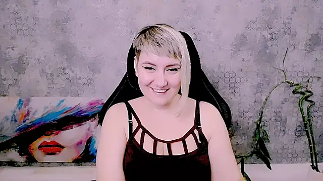 Chat +18 de Djullia ao vivo