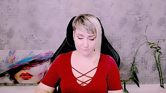 Djullia – Naživo XXX chat
